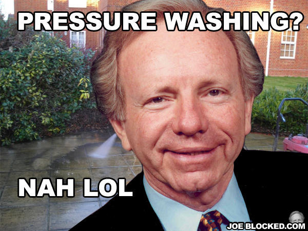 Pressurewashing